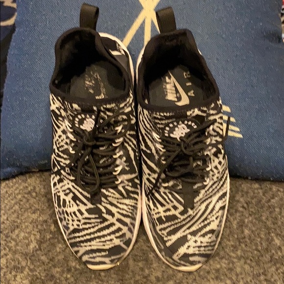 Nike Air Huarache size 7.5 - Picture 7 of 8